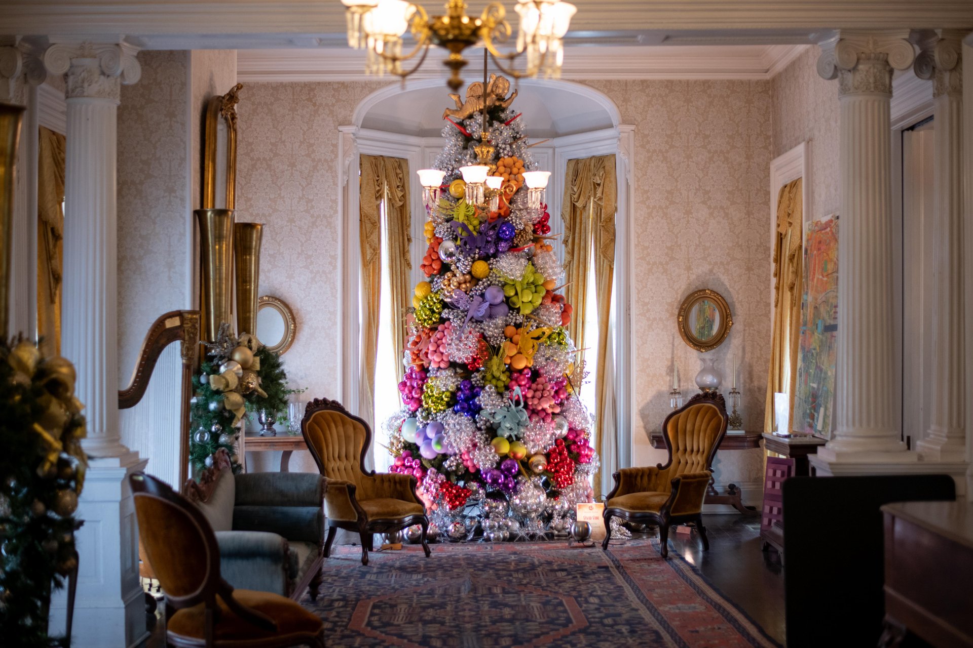 The Holiday Road Trip Through Mississippi That’ll Make You Want to Linger Longer